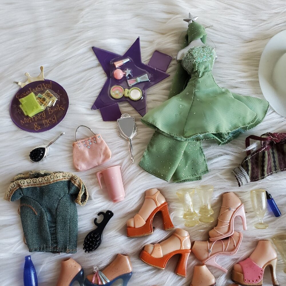 Bratz Vintage Clothes, Shoes & Accessories - Picture 8 of 9